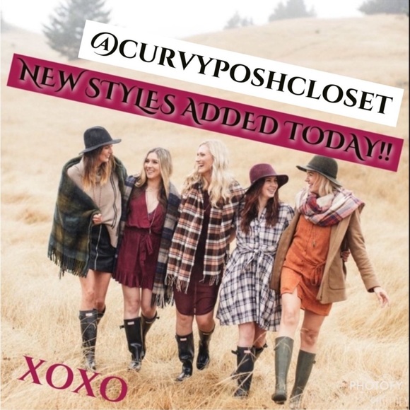 NEW•1X•CLASSY RED WRAP DRESS•NWT - Picture 8 of 10